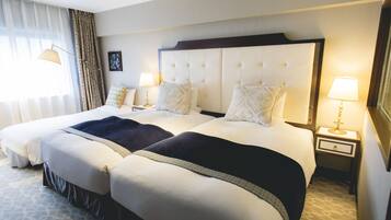 Grand Comfort Deluxe Triple, Non Smoking (unable to remove the extra bed) | 1 bedroom, premium bedding, down comforters, in-room safe