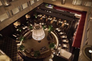 Breakfast, lunch and dinner served - Kyoto Century Hotel (Kyoto)