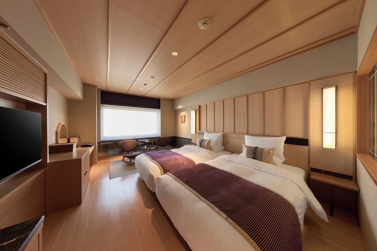 Premium Twin Room (Kyo Premium) | Peralatan tempat tidur premium, gebar bulu kapas, peti besi dalam bilik 