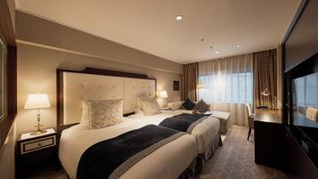 ๋๋ญ์ค ํธ์๋ฃธ, ๊ธ์ฐ | 1 ๊ฐ์ ์นจ์ค, ๊ณ ๊ธ ์นจ๊ตฌ, ์ค๋ฆฌ/๊ฑฐ์ํธ ์ด๋ถ, ๊ฐ์ค ๋ด ๊ธ๊ณ