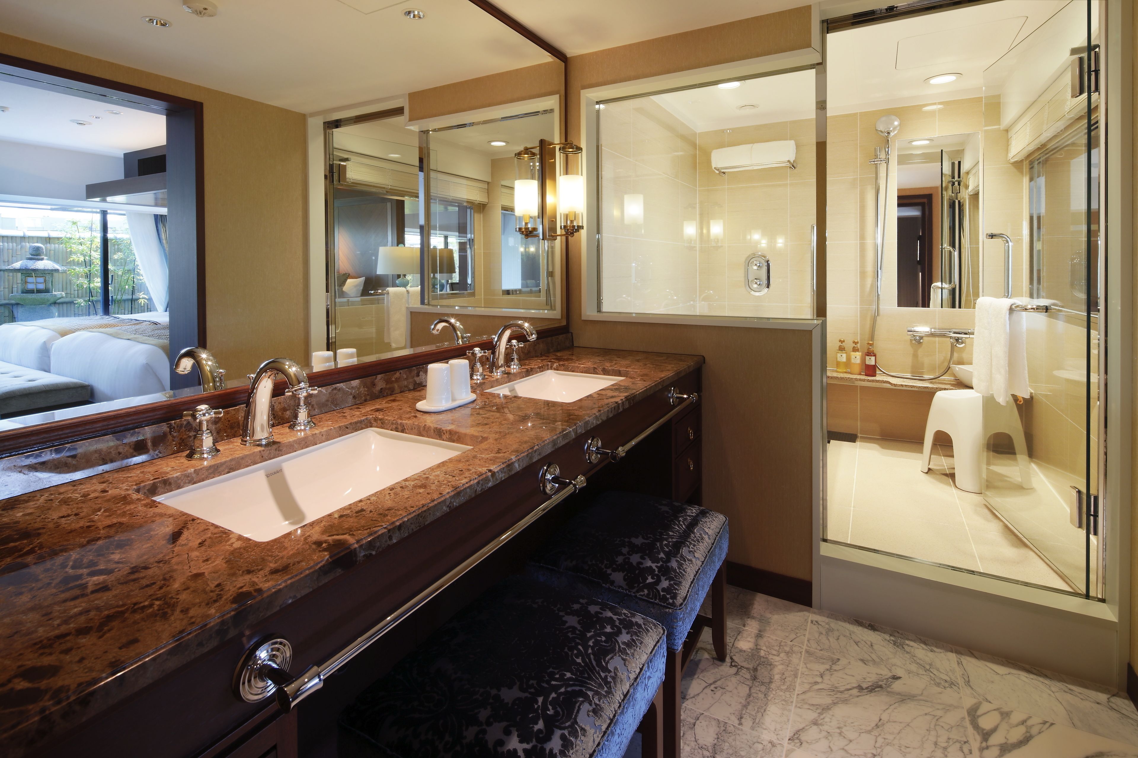 suite, non smoking | bathroom amenities | free toiletries, hair dryer, slippers, bidet