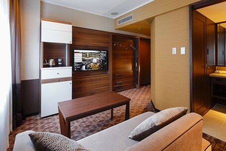 Kyoto Century Hotel - Image 1