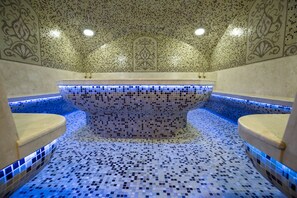 Sauna, Dampfbad, Massagen am Strand