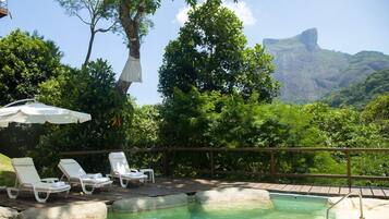 2 outdoor pools, pool umbrellas, pool loungers