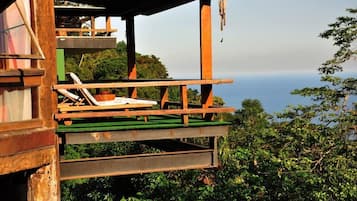 Papaya suíte exclusiva vista para a montanha com varanda | Balcony