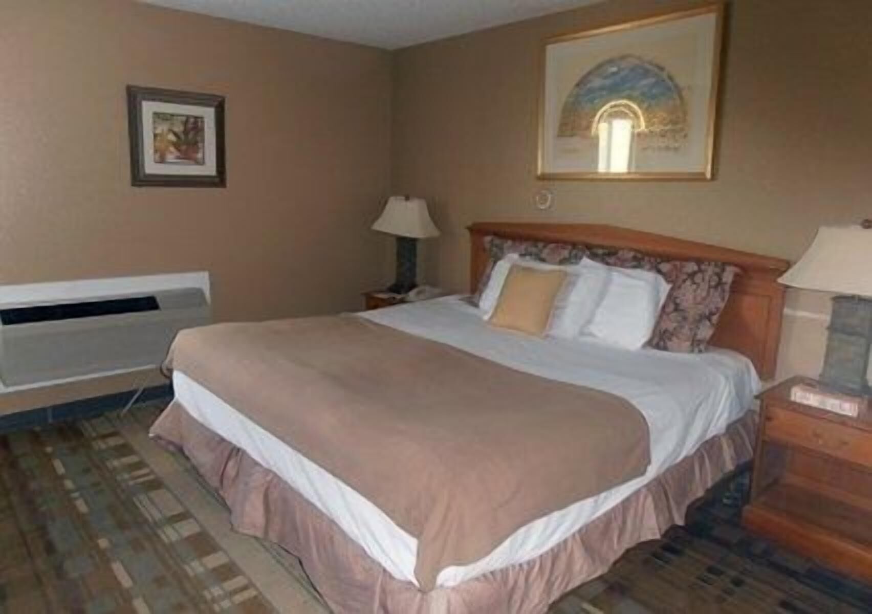 Premium bedding, desk, blackout drapes, iron/ironing board