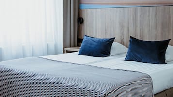 Tweepersoonskamer, bad | Een kluis op de kamer, gratis wifi, beddengoed