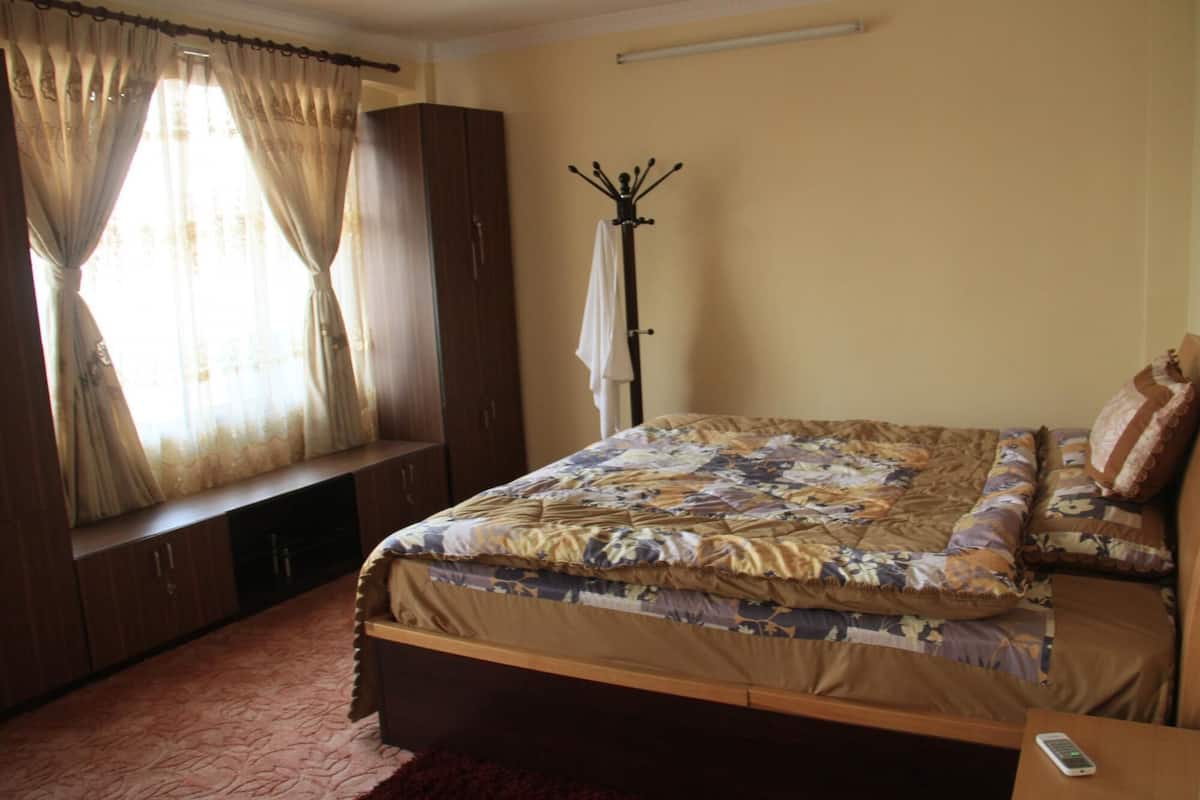 Suite Deluxe | 1 habitación, escritorio, insonorización y camas extra