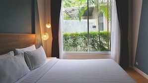 One Bedroom Villa Pool View | Coffres-forts dans les chambres, bureau, Wi-Fi gratuit, draps fournis