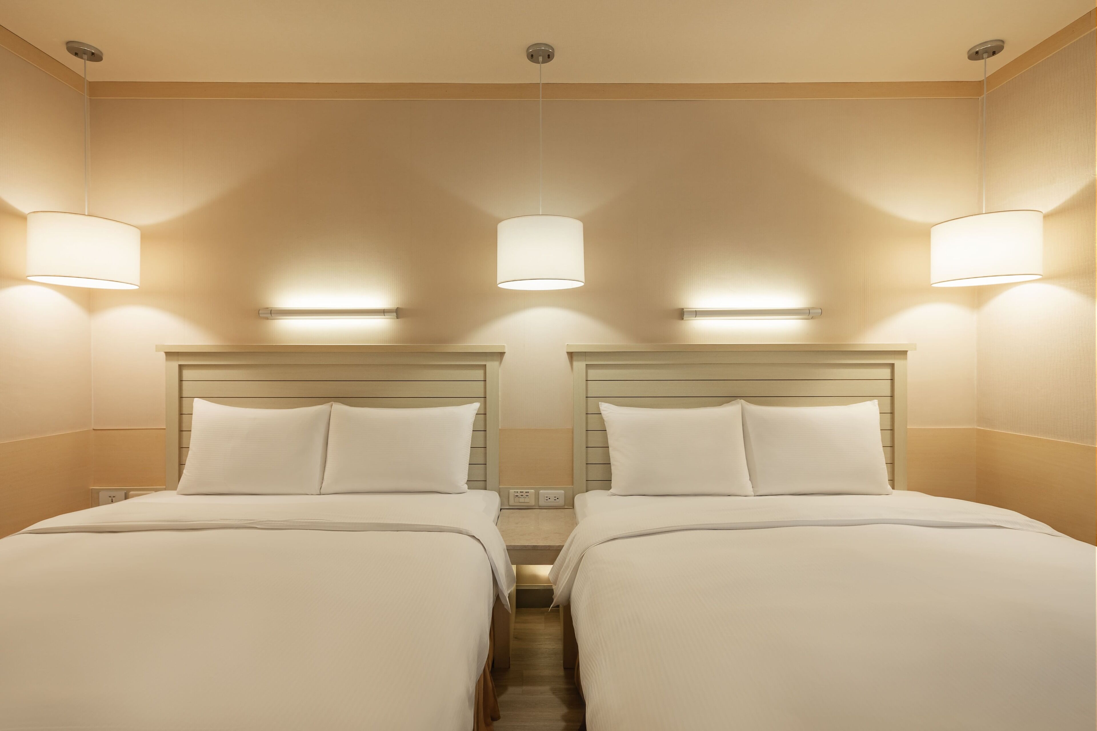 comfort quadruple room | desk, soundproofing, free cots/infant beds, free wired internet