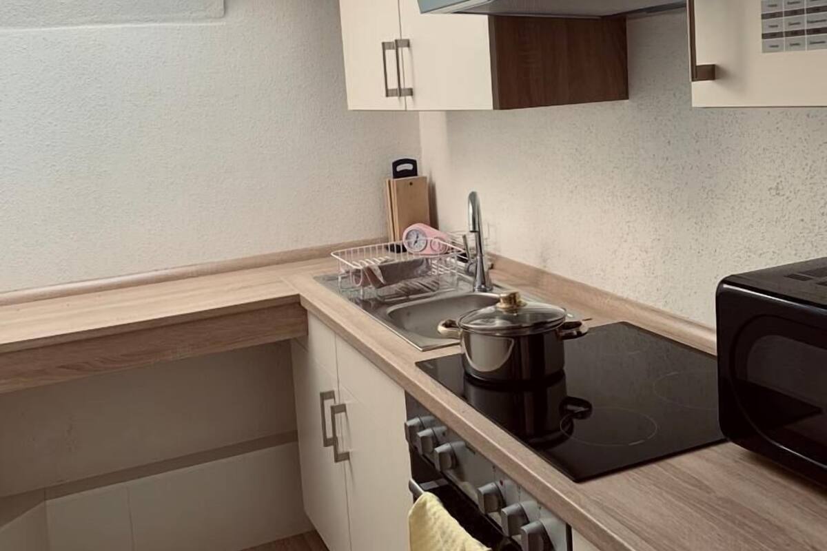 fridge, oven, stovetop, toaster