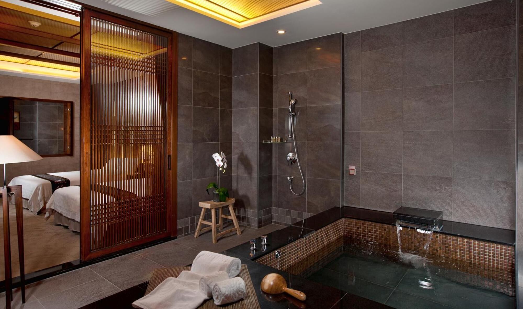 separate bathtub and shower, spring water bathtub, free toiletries