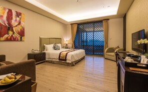 Minibar, caja de seguridad en la habitación y sistema de insonorización 