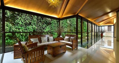 Spring Hill Resort