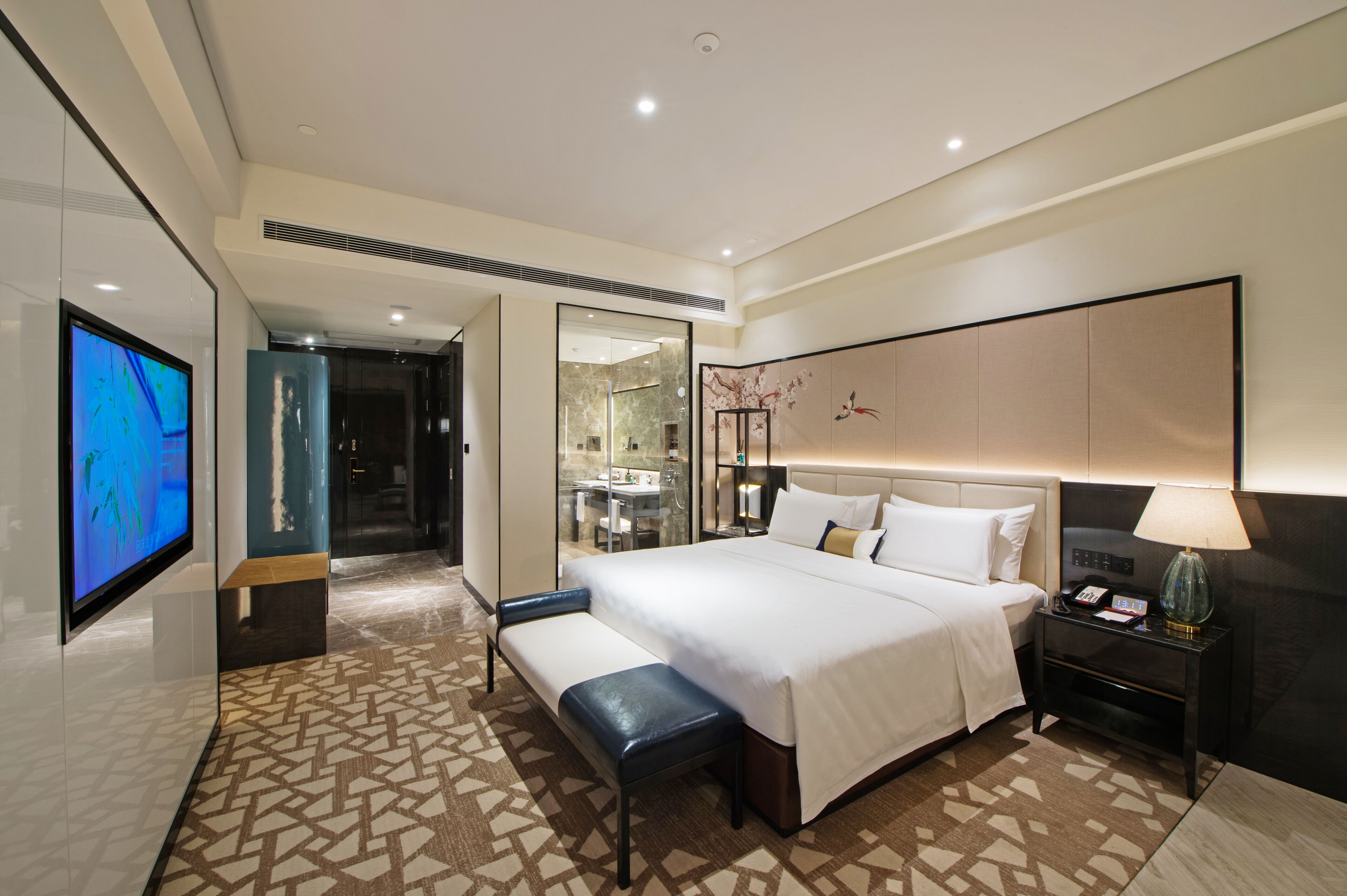 Elegant  Room, 1 King Bed | Minibar, in-room safe, desk, blackout drapes