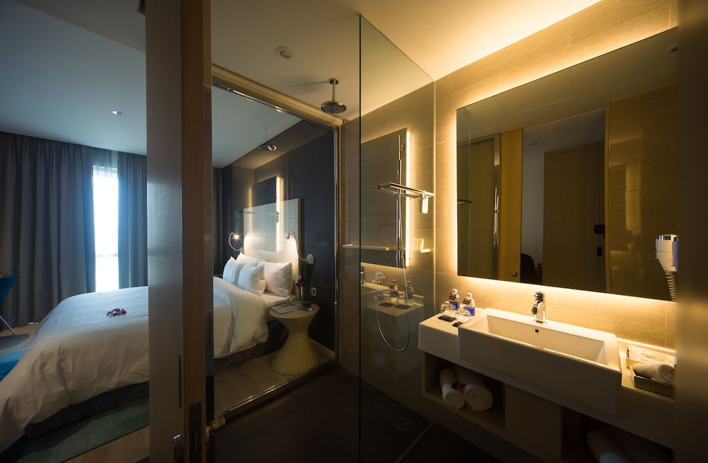 Liberty Central Saigon Riverside Hotel by null