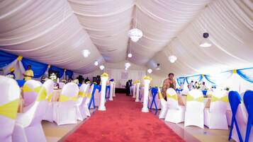 Banquet hall