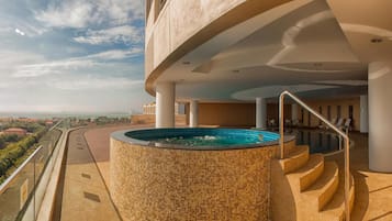 Indoor pool, pool loungers