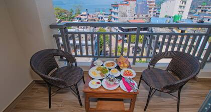 Hotel Pokhara Village & SPA