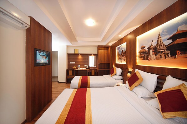 Family Room, 1 Bedroom