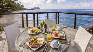 Breakfast meal - Aga Reef Resort (Lalomanu)