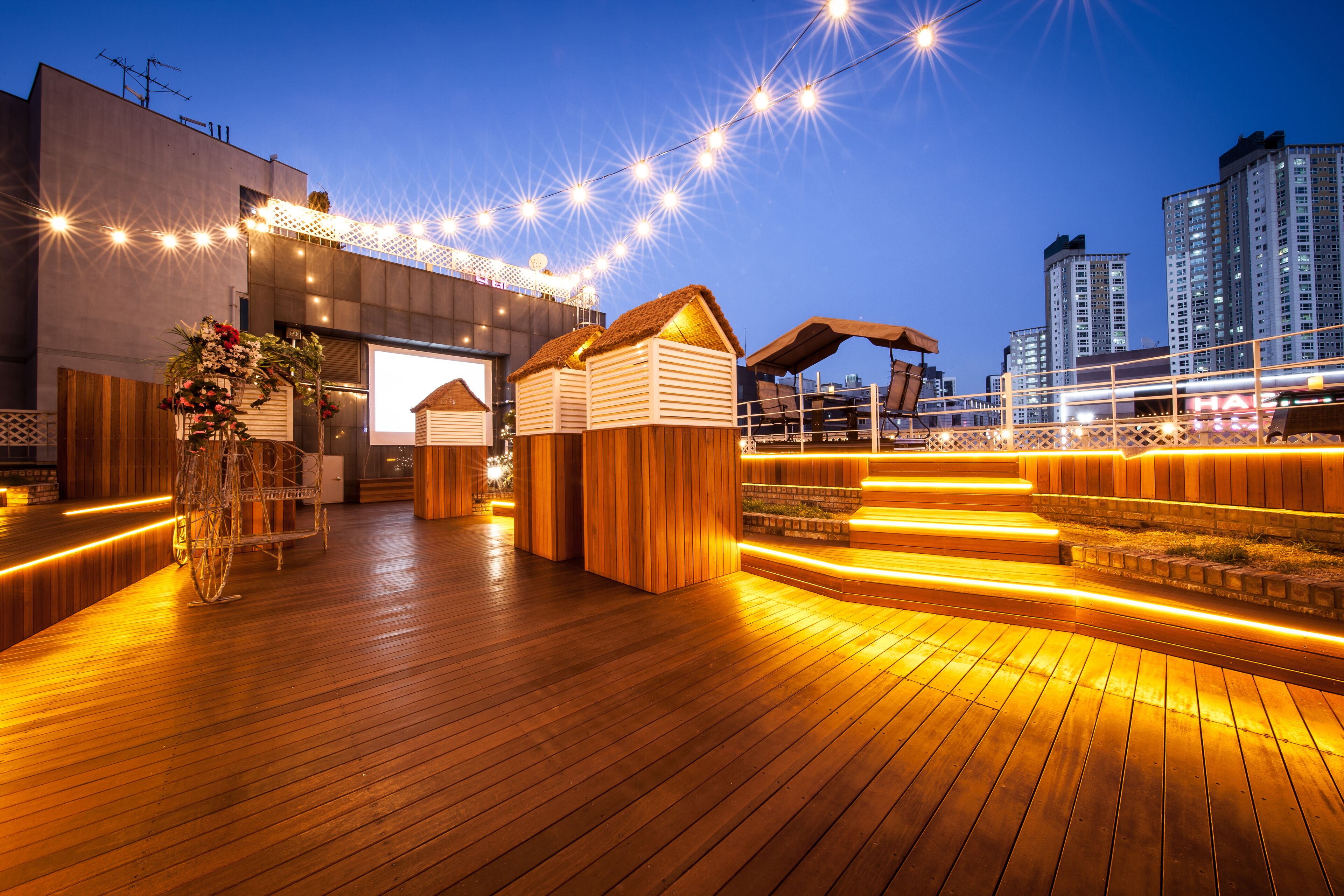 front of property – evening/night