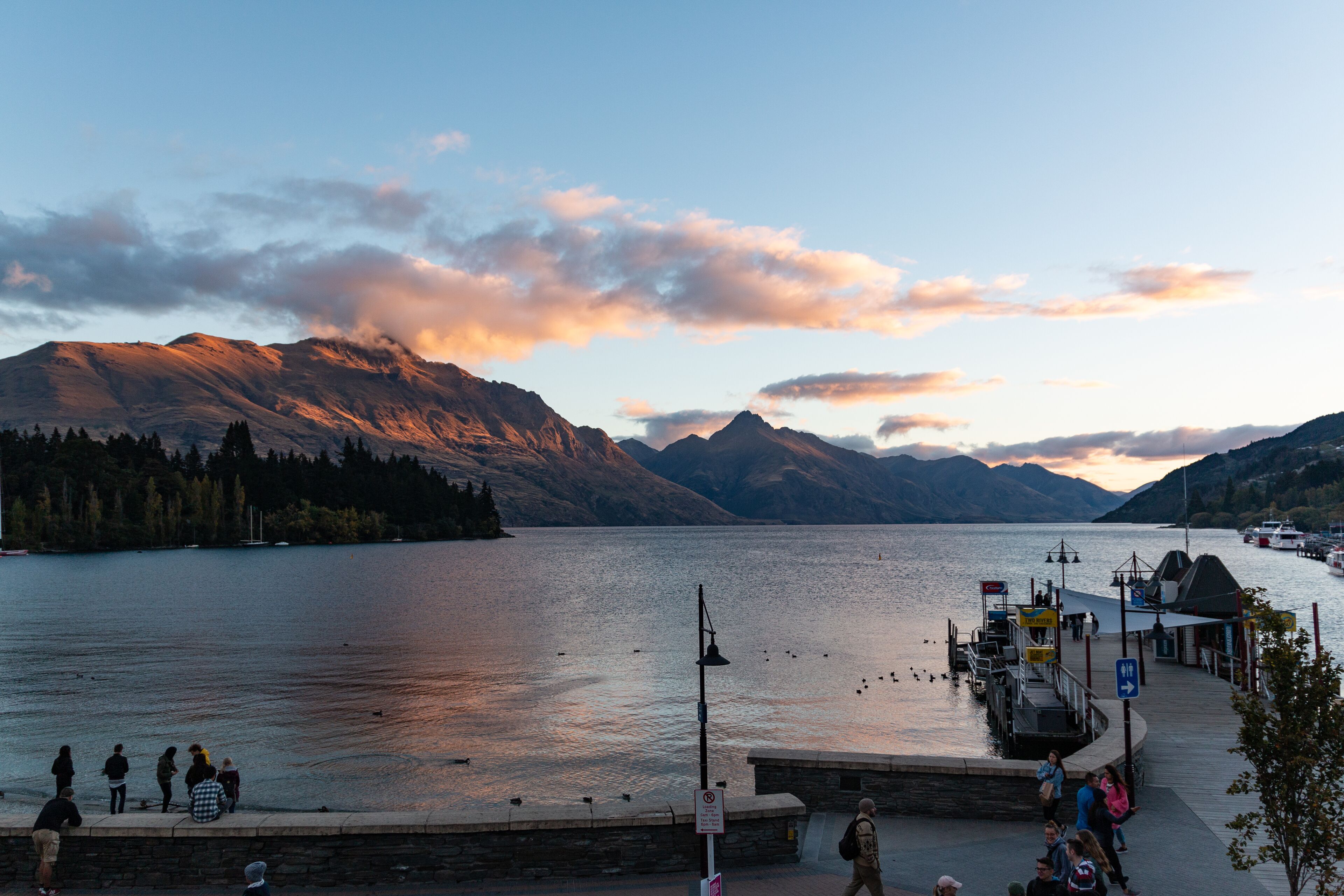 Photo - Eichardt's Private Hotel