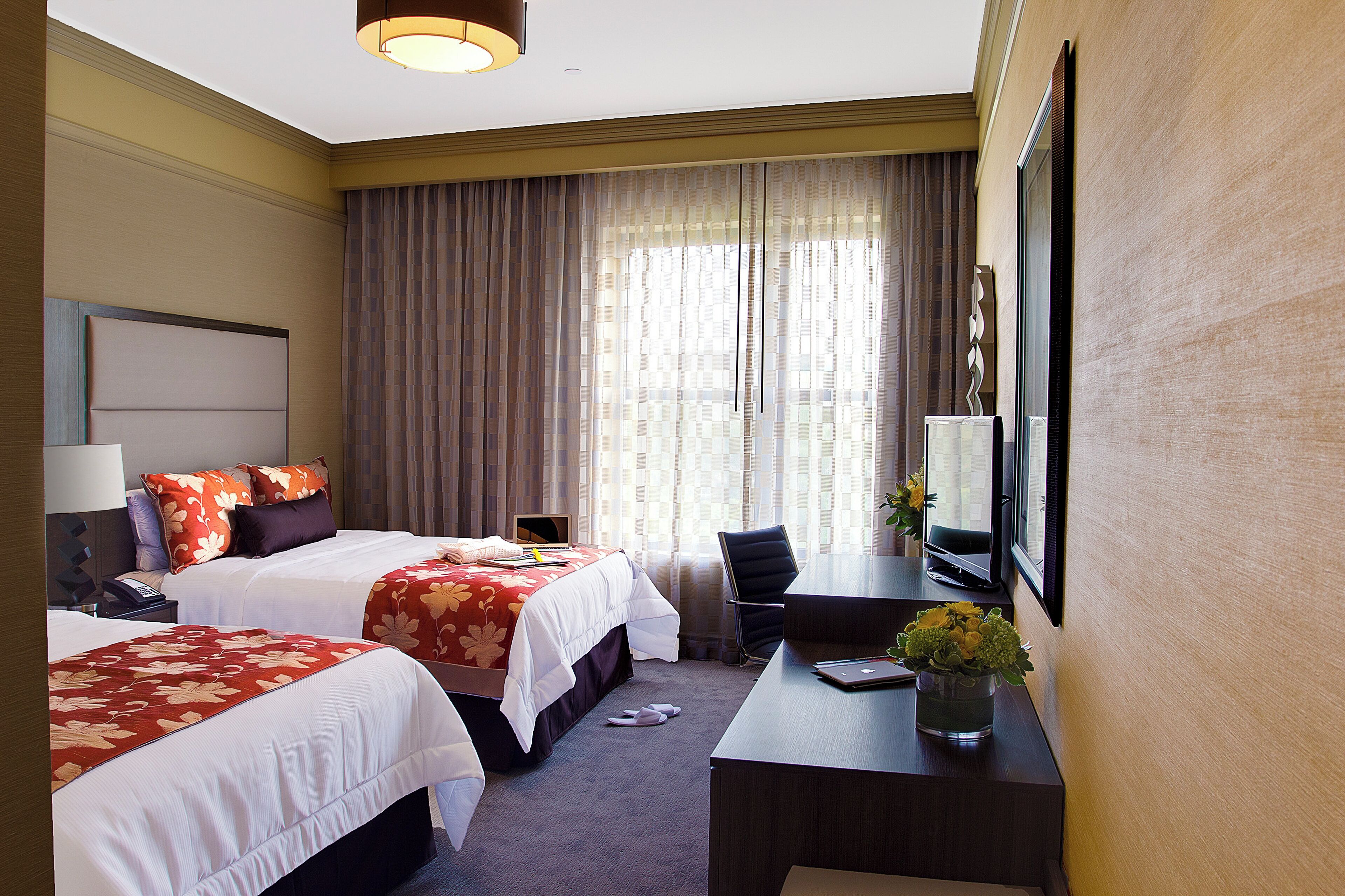 premium bedding, in-room safe, individually decorated