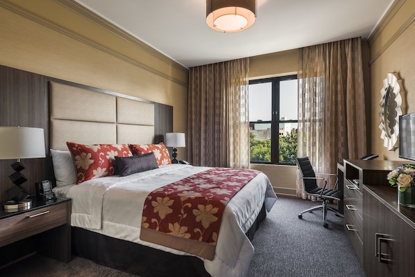 Superior Room, 1 King Bed | Premium bedding, in-room safe, individually decorated
