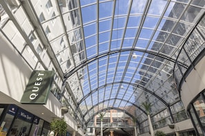 Property grounds - Quest Cathedral Junction Serviced Apartments (Christchurch)