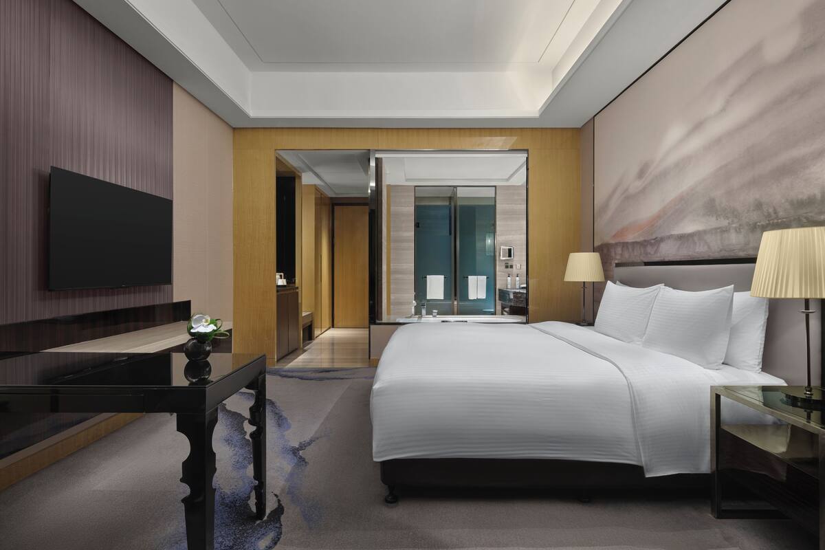 Comfort-Zimmer, 1 King-Bett | 1 Schlafzimmer, hochwertige Bettwaren, Daunenbettdecken