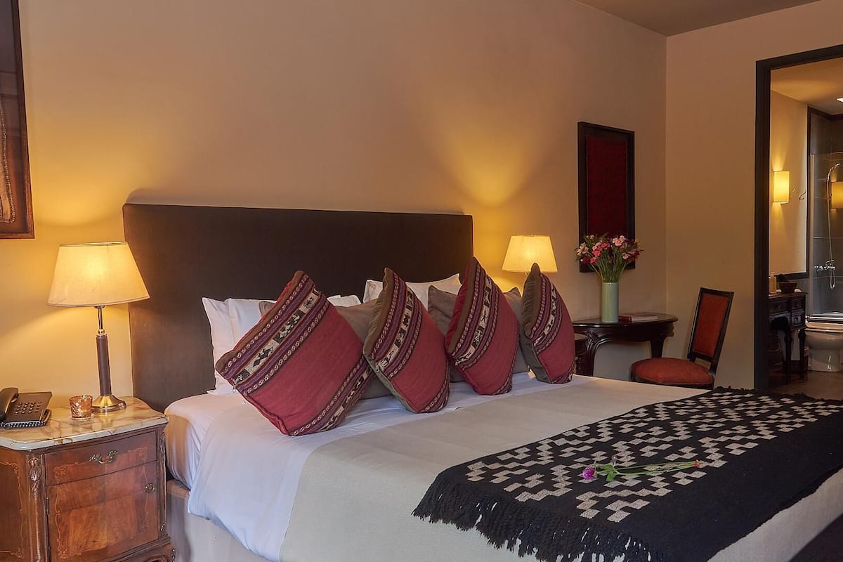 Premium bedding, pillow-top beds, minibar, in-room safe