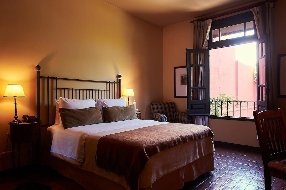 Premium bedding, pillow-top beds, minibar, in-room safe