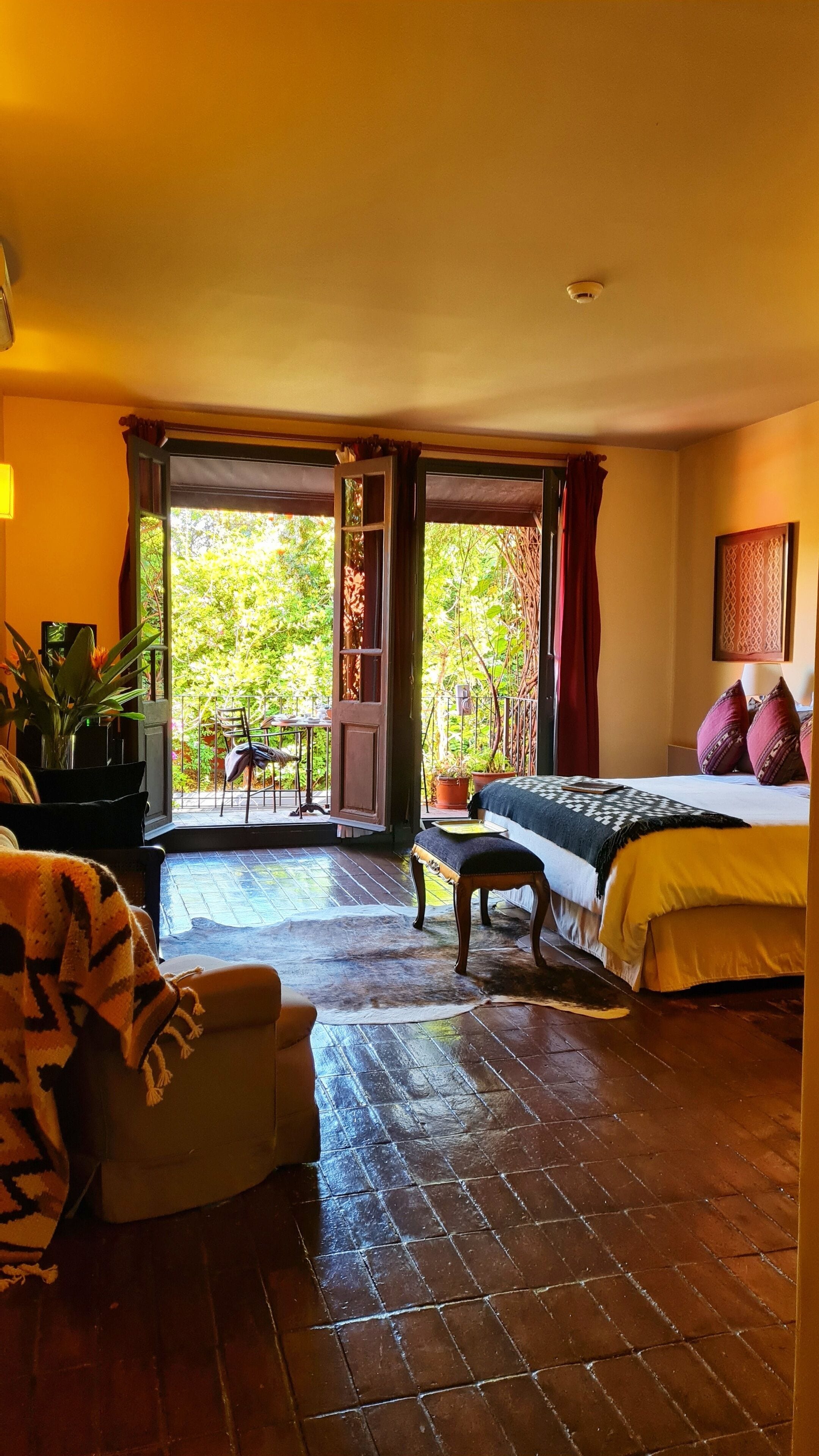 Suite | Hochwertige Bettwaren, Pillowtop-Betten, Minibar, Zimmersafe