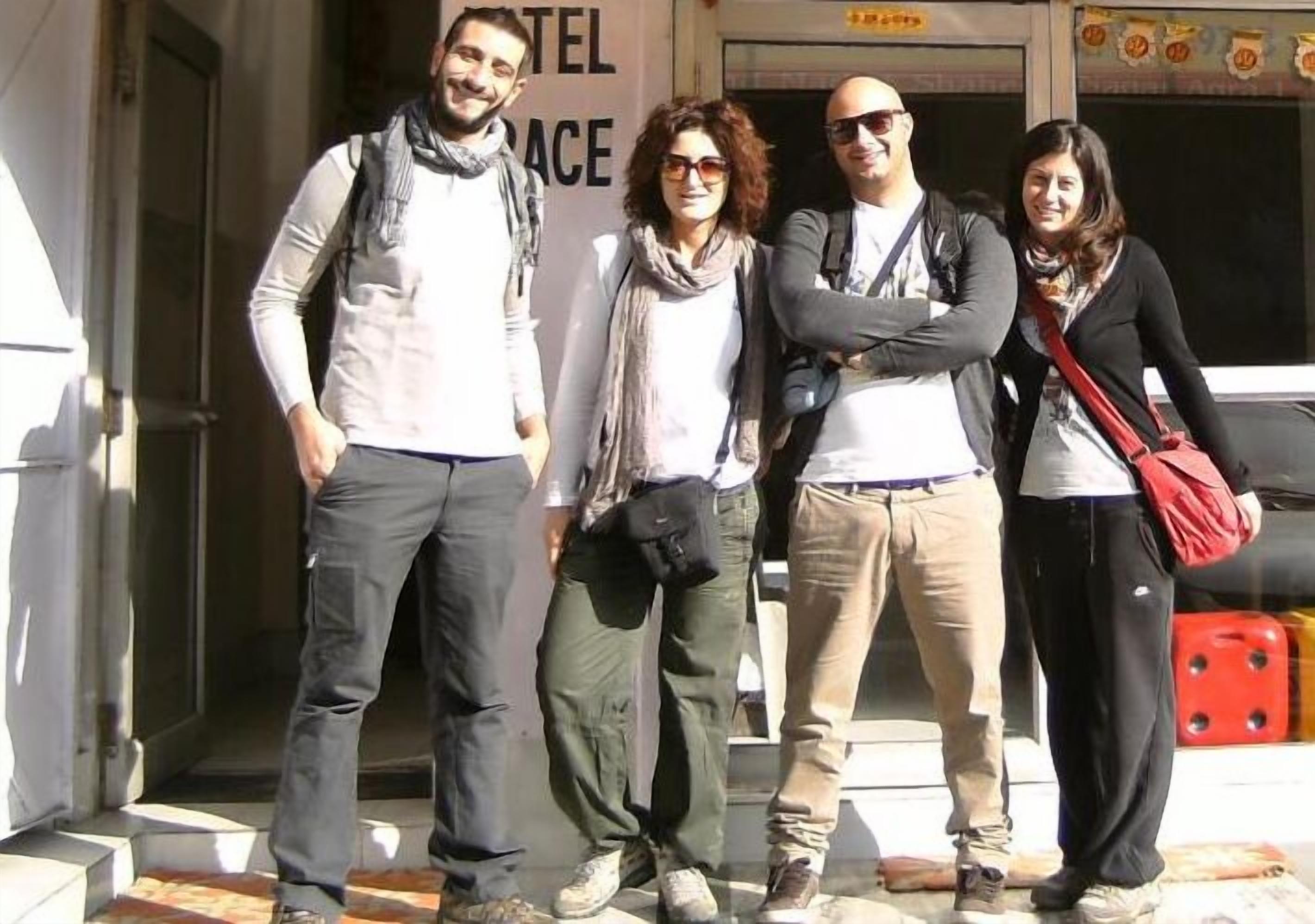 Photo - Goroomgo Viren Plaza Inn Agra - Idgah Bus Station 640m - Perfect Location with Comfortable Room