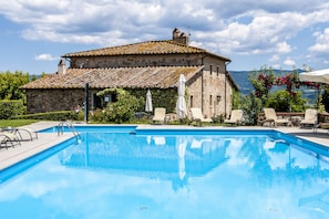 Outdoor pool - Agriturismo Fattoria Lavacchio (Pontassieve)