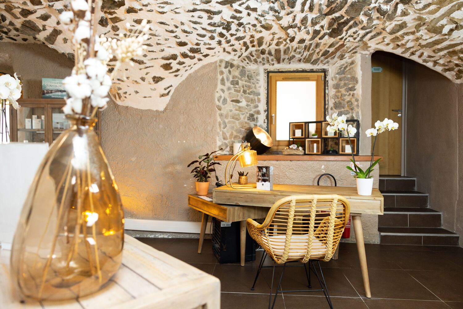 body treatments, hot stone massages, deep-tissue massages, body wraps