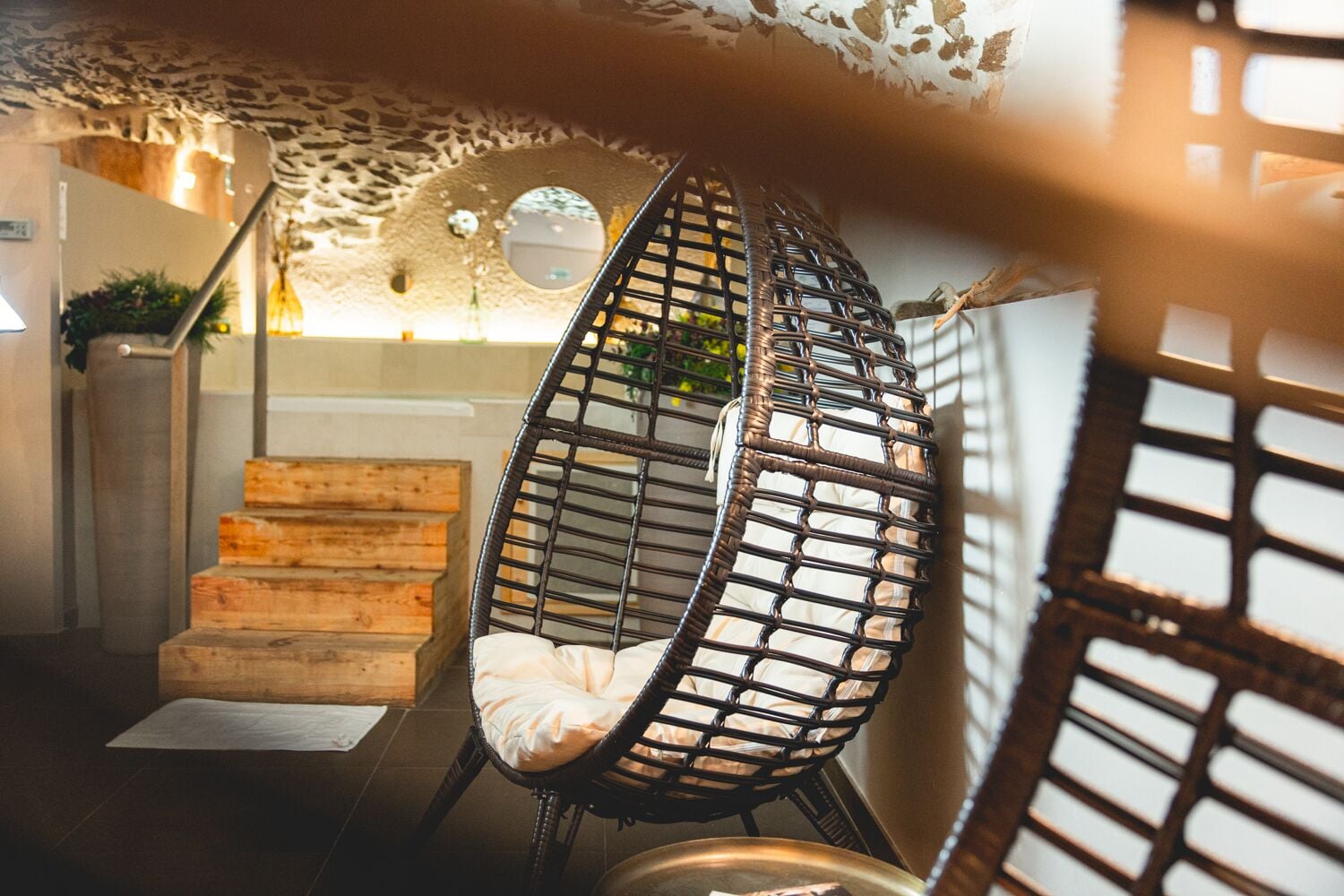 body treatments, hot stone massages, deep-tissue massages, body wraps