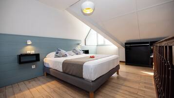 Duplex | 1 bedroom, hypo-allergenic bedding, down duvets, in-room safe