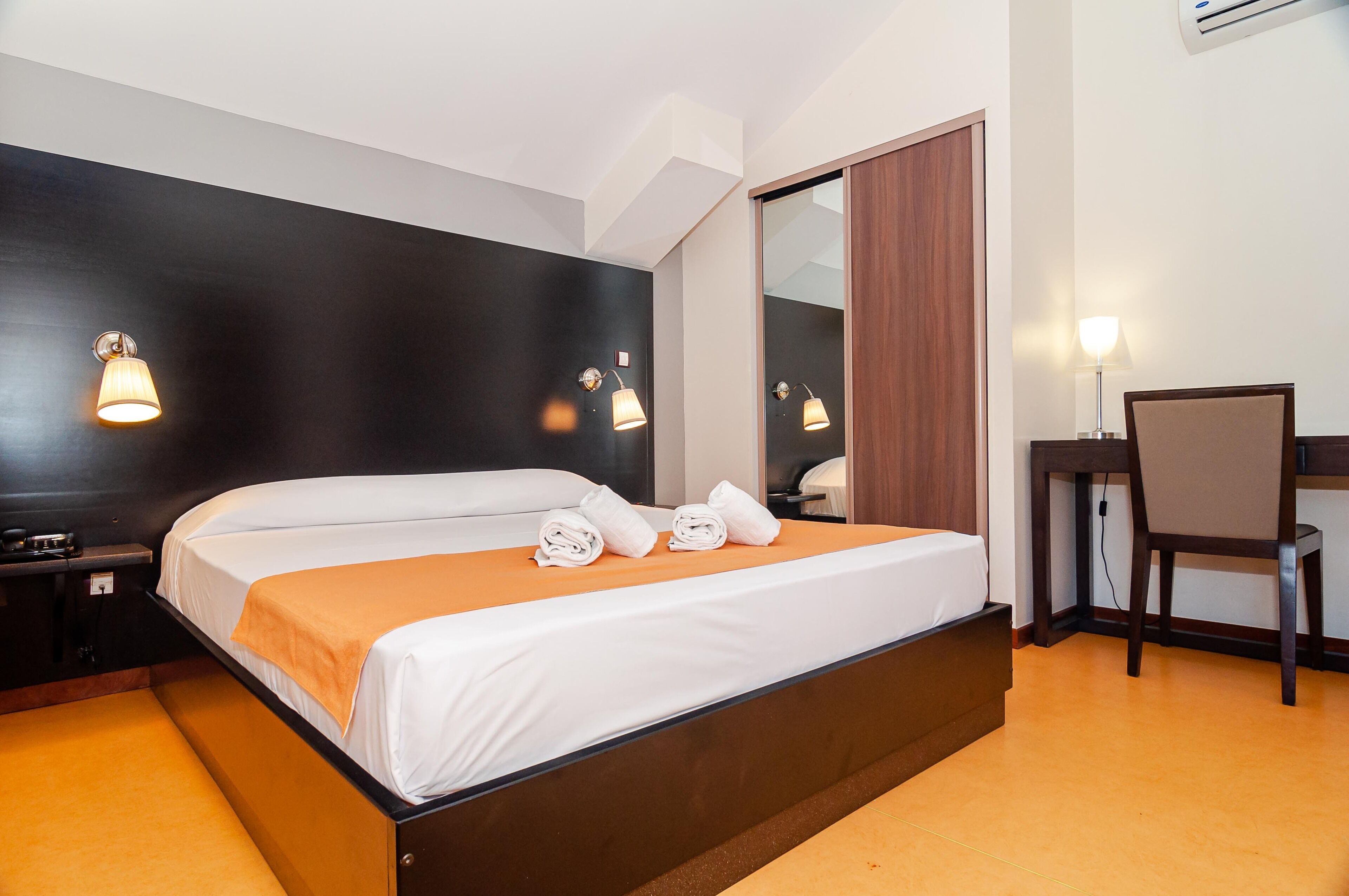 classic studio | in-room safe, desk, blackout curtains, soundproofing