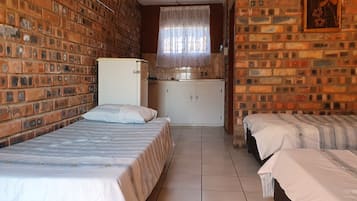 客房 (Self-Catering) | 折叠床/加床、免费 WiFi、床单