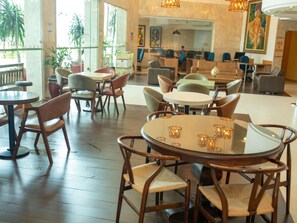 Bar (en la propiedad)