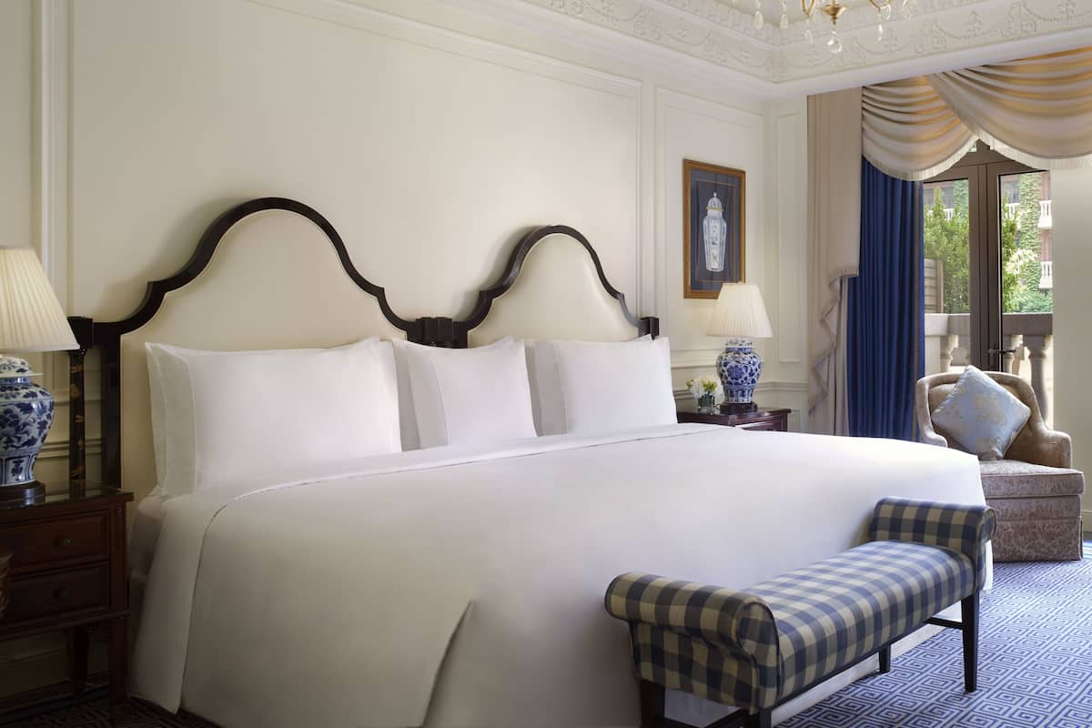Premier Super King Room | Egyptian cotton sheets, premium bedding, down comforters