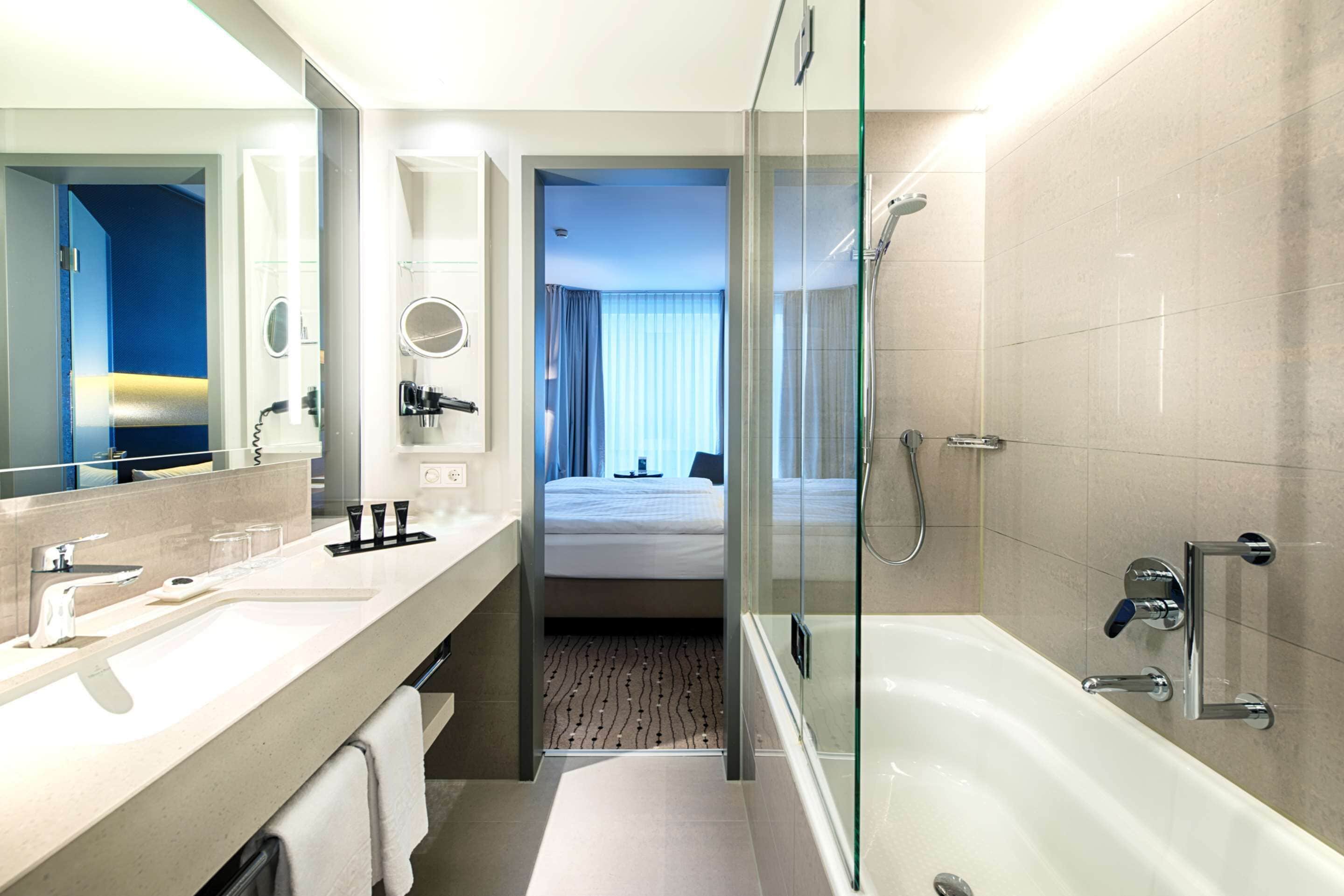 superior room | 1 bedroom, premium bedding, down duvets, pillow-top beds