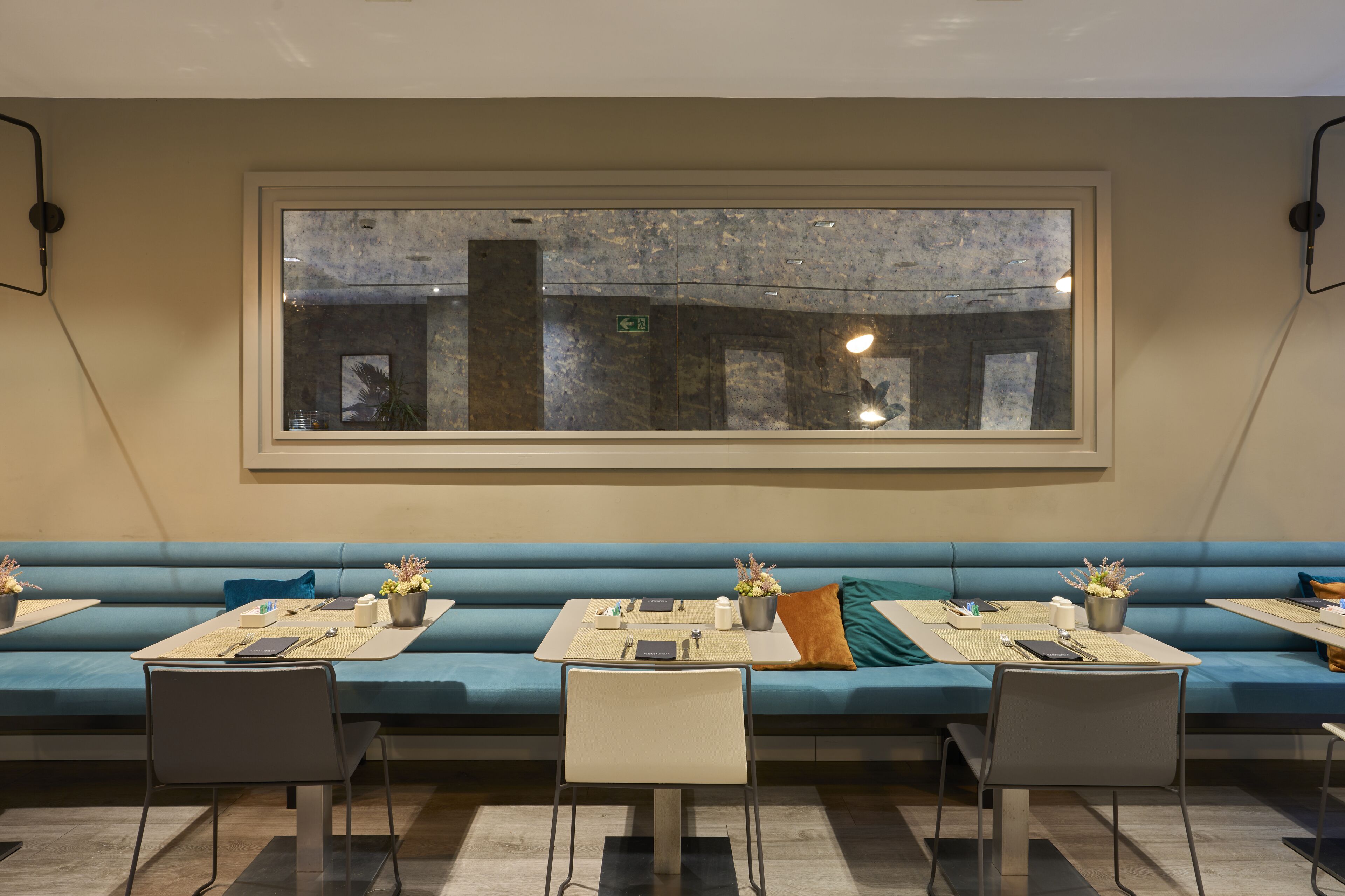 daily buffet breakfast (eur 19 per person)