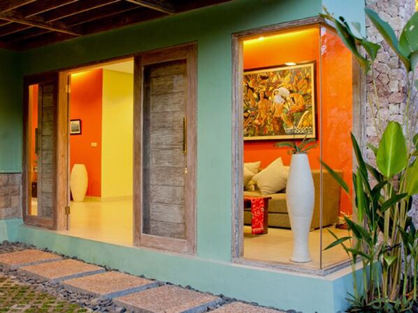 Villa, 2 Bedrooms, Private Pool | 2 bedrooms, free minibar items, desk, free WiFi - Casa Nuri (Jimbaran)