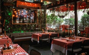 7 restaurants, lunch, dinner served; Mediterranean cuisine 