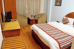 Standard Single Room, 1 Queen Bed | Premium bedding, memory-foam beds, in-room safe, individually decorated - Hotel Brihaspati (Kathmandu)