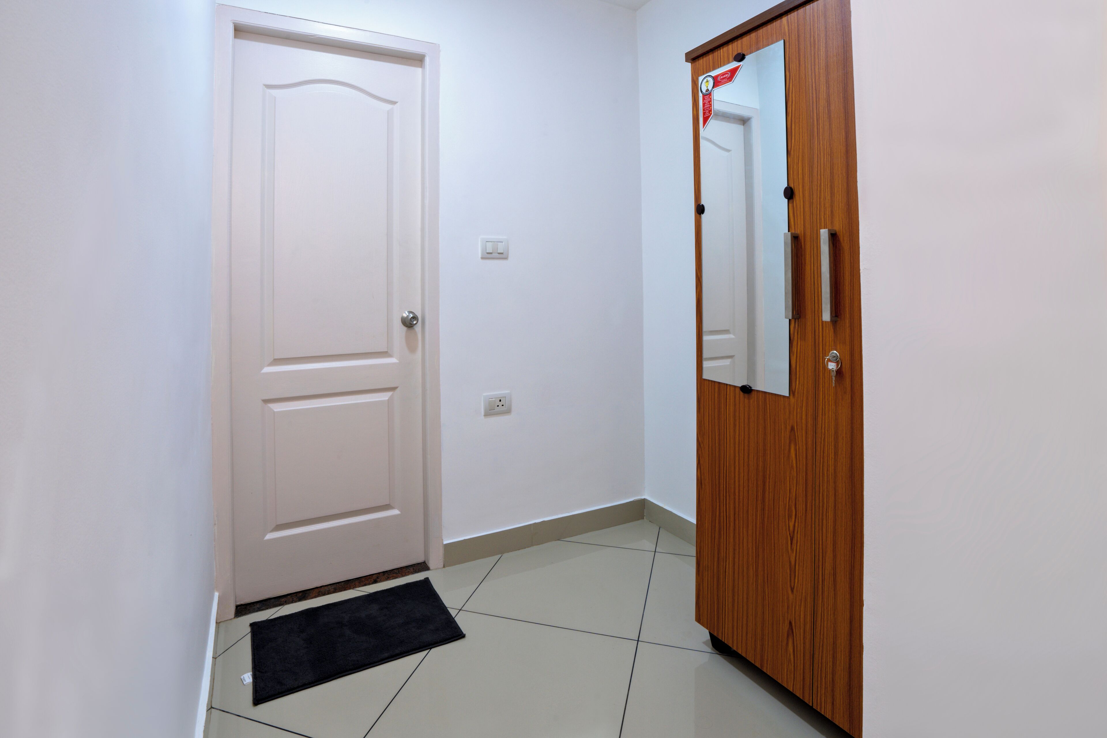 premium suite | bathroom | shower, free toiletries, hair dryer, towels