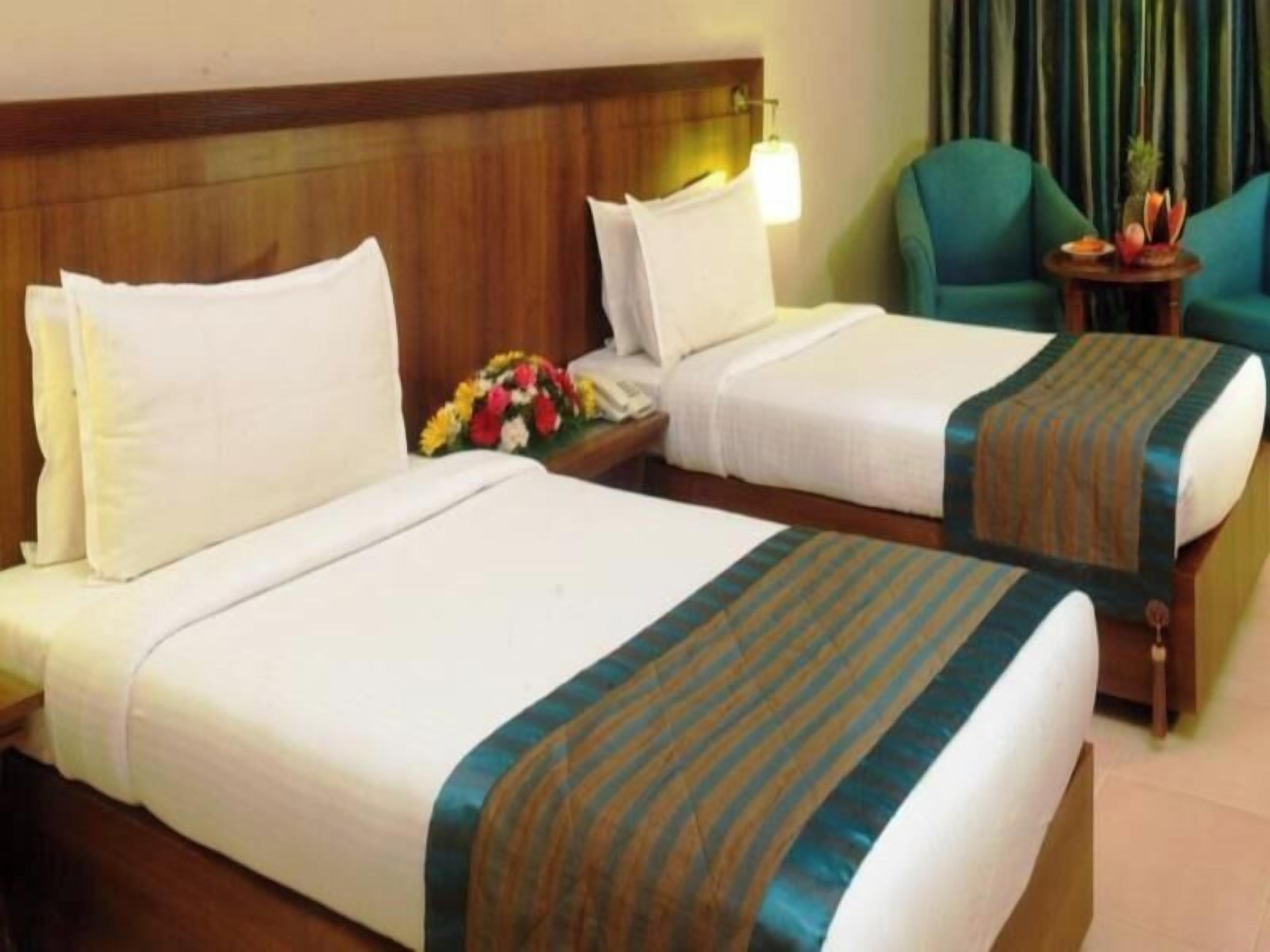 1 bedroom, premium bedding, down duvets, minibar